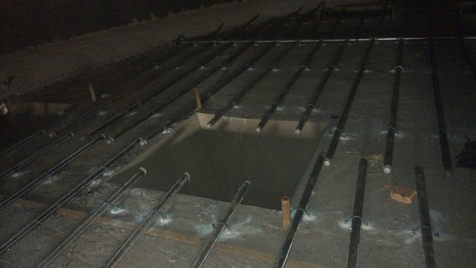 新巴尔虎左流化棒